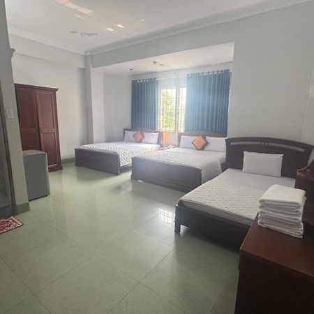 Khách Sạn Thanh Hồng Thành Pho Ho Chí Minh Esterno foto