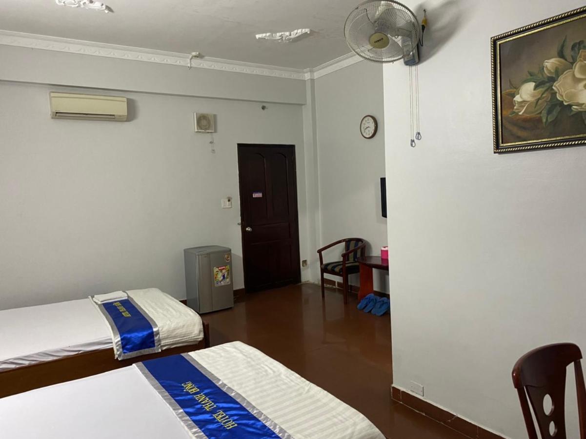 Khách Sạn Thanh Hồng Thành Pho Ho Chí Minh Esterno foto