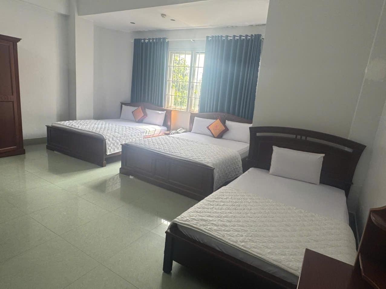 Khách Sạn Thanh Hồng Thành Pho Ho Chí Minh Esterno foto